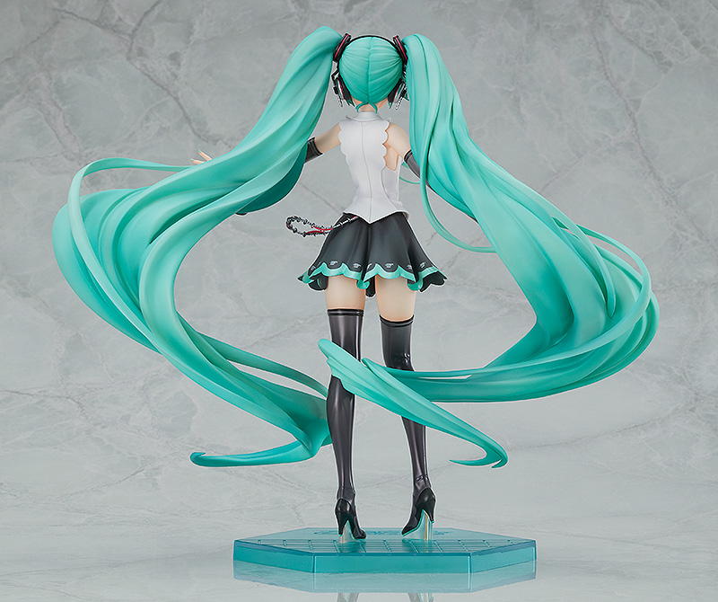 Good Smile Co. - Project Diva - Hatsune Miku NT 1/7 Scale Statue - Image 5