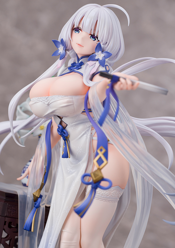 Union Creative - Azur Lane - Illustrious Maiden Lily's Radiance Ver. 1/7 Scale Statue - Image 9