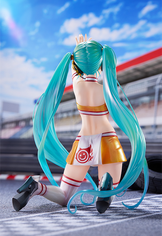 Max Factory - Project Diva - Kentaro Yabuki's Racing Miku 2010 Ver. 1/7 Scale Statue - Image 8