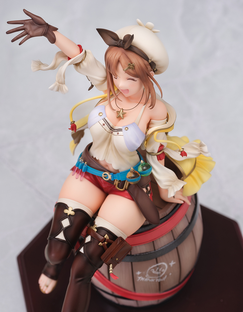 AmiAmi - Atelier Ryza - Ryza: Atelier Series 25th Anniversary Celebration 1/7 Scale Statue - Image 7